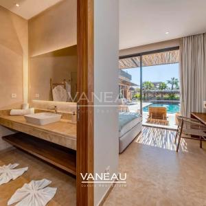 Villa de Luxe avec 6 Suites sur le Golf d'Amelkis