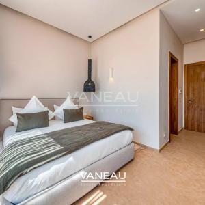 Villa de Luxe avec 6 Suites sur le Golf d'Amelkis