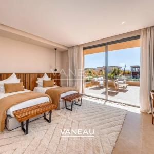 Villa de Luxe avec 6 Suites sur le Golf d'Amelkis