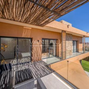 ****Villa moderne avec piscine dans residence****