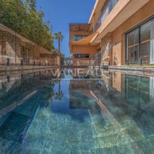 ****Villa moderne avec piscine dans residence****