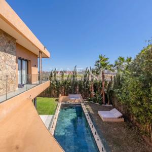 ****Villa moderne avec piscine dans residence****