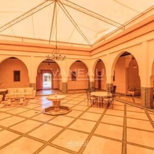*** Villa avec terrain de 1/2 hectare***
