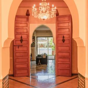 *** Villa avec terrain de 1/2 hectare***