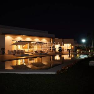 Maison de Maitre A proximité des 3 golfs