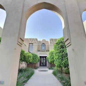 Prestigieuse propriété à vendre à 10 mn du centre-ville de Marra