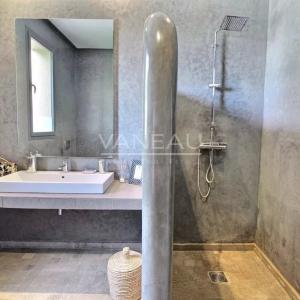 Prestigieuse propriété à vendre à 10 mn du centre-ville de Marra