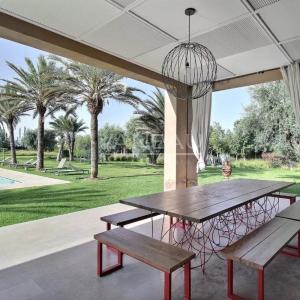 Prestigieuse propriété à vendre à 10 mn du centre-ville de Marra