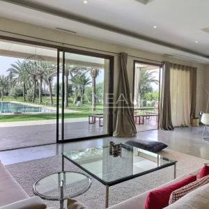 Prestigieuse propriété à vendre à 10 mn du centre-ville de Marra