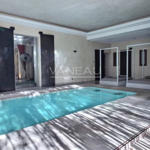 Prestigieuse propriété à vendre à 10 mn du centre-ville de Marra