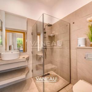 Villa contemporaine 5 chambres Amelkis 1