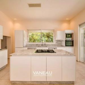 Villa contemporaine 5 chambres Amelkis 1