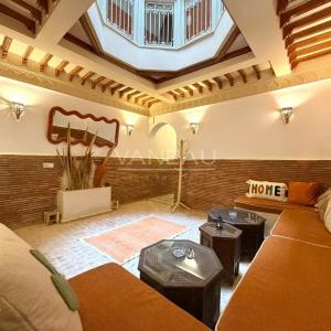 Riad atypique de 4 chambres à la Kasbah