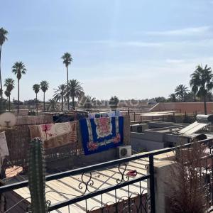 Riad 4 chambres  bassin vue Koutoubia Palais Bahia