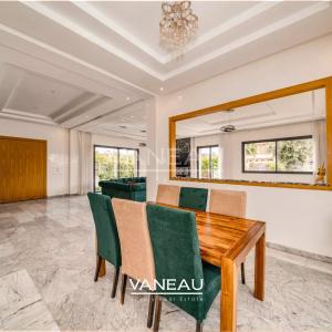 Villa 4 chambres avec piscine - Résidence avec golf - Marrakech