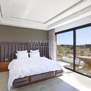 Magnifique villa contemporaine front de golf