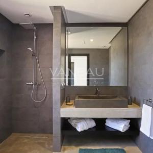 Magnifique villa contemporaine front de golf