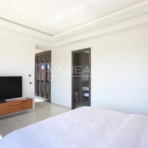 Magnifique villa contemporaine front de golf