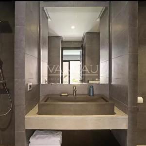 Magnifique villa contemporaine front de golf