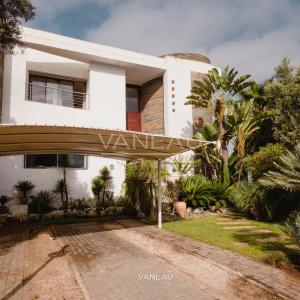 Villa de 650 m² à vendre sur Bouskoura - Maroc