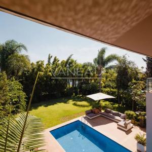 Villa de 730 m² à vendre sur Bouskoura - Maroc