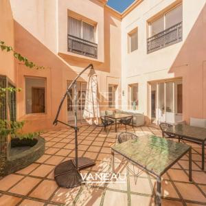 Sompteuse villa nichée au coeur de la Palmeraie
