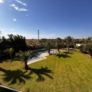 Villa contemporaine à vendre Route de Fes
