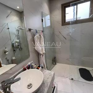 Jolie villa contemporaine à Agdal 5 chambres