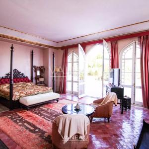 MAGNIFIQUE MAISON DE MAÎTRE À VENDRE AUX CHARMES DE LORIENT À TANGER