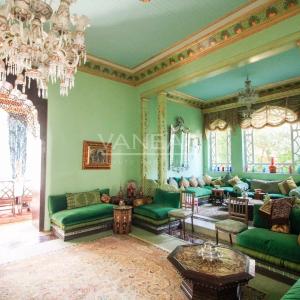 MAGNIFIQUE MAISON DE MAÎTRE À VENDRE AUX CHARMES DE LORIENT À TANGER