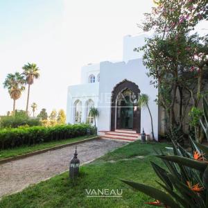 MAGNIFIQUE MAISON DE MAÎTRE À VENDRE AUX CHARMES DE LORIENT À TANGER