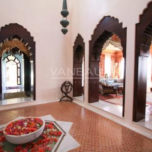 MAGNIFIQUE MAISON DE MAÎTRE À VENDRE AUX CHARMES DE LORIENT À TANGER