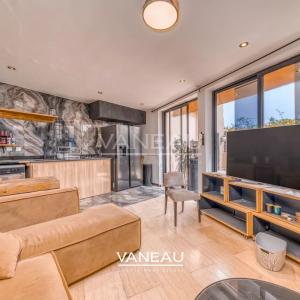 Commerce et appartement  avec piscine  Dar El Bacha