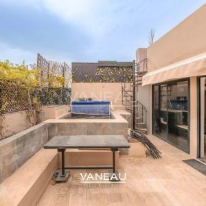 Commerce et appartement  avec piscine  Dar El Bacha
