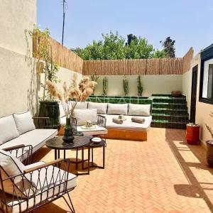 Magnifique riad de 4 chambres à Sidi Mimoun  vue Koutoubia