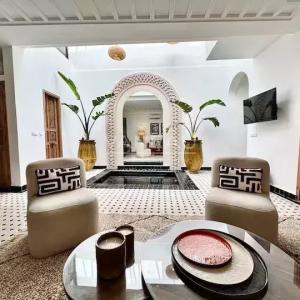 Magnifique riad de 4 chambres à Sidi Mimoun  vue Koutoubia
