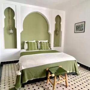 Magnifique riad de 4 chambres à Sidi Mimoun  vue Koutoubia