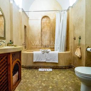 Magnifique maison d'hôtes de 11 suites en médina