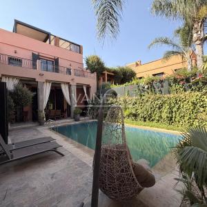 Villa 4 chambres avec piscine – Proche aéroport et centre-ville