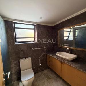 Villa 4 chambres avec piscine – Proche aéroport et centre-ville