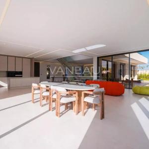 Villa contemporaine 5 chambres route de l'Ourika