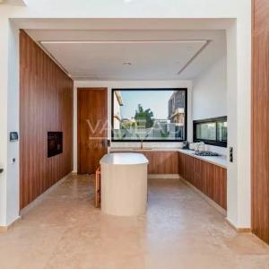 Villa contemporaine avec piscine et vue sur l’Atlas