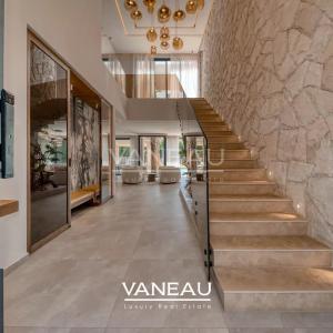 Villa contemporaine avec piscine et vue sur l’Atlas