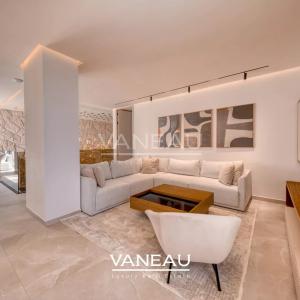 Villa contemporaine avec piscine et vue sur l’Atlas