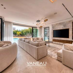 Villa contemporaine avec piscine et vue sur l’Atlas