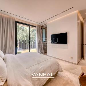 Villa contemporaine avec piscine et vue sur l’Atlas
