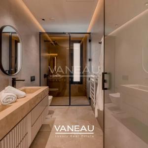 Villa contemporaine avec piscine et vue sur l’Atlas