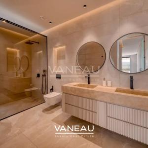 Villa contemporaine avec piscine et vue sur l’Atlas