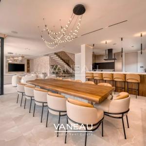 Villa contemporaine avec piscine et vue sur l’Atlas
