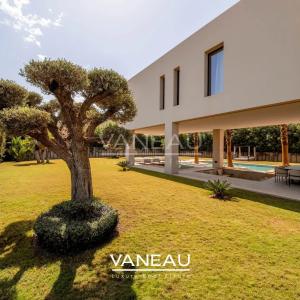 Villa contemporaine avec piscine et vue sur l’Atlas